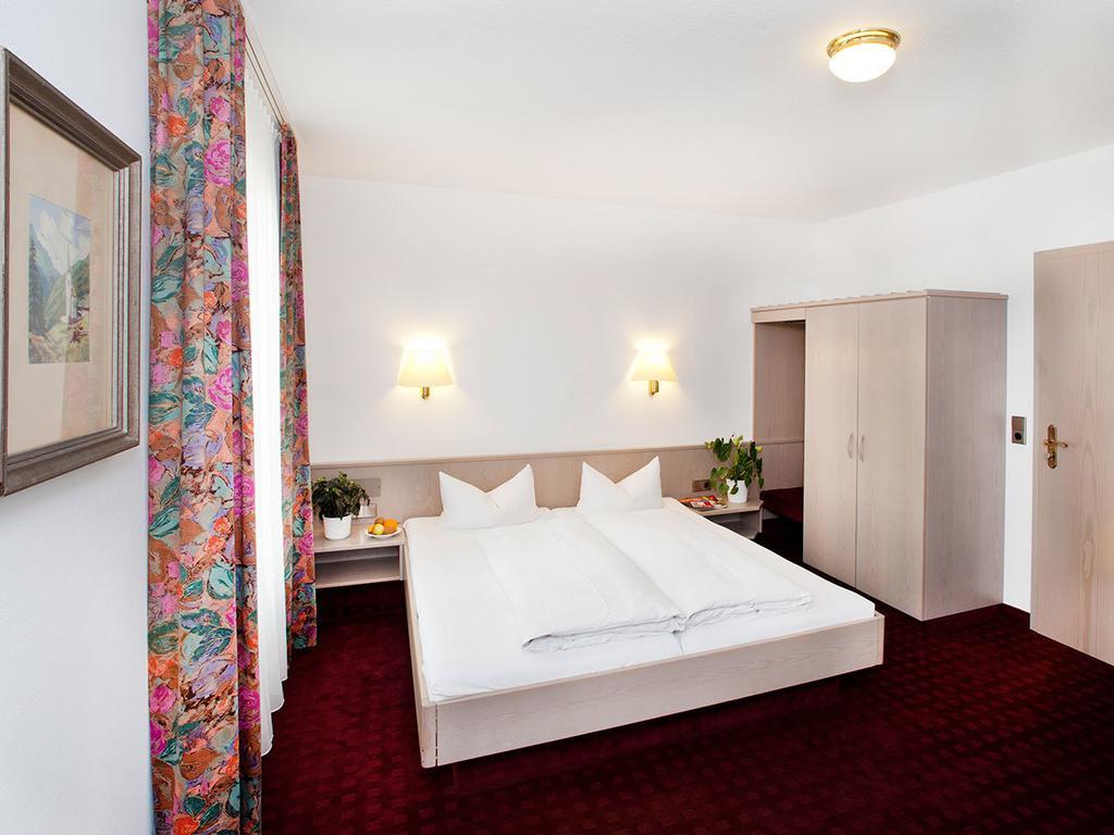 Hotel und Gästehaus Kreuz Gammertingen Zimmer foto