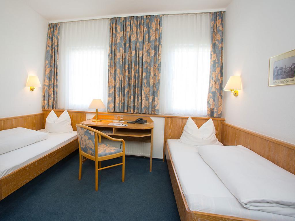 Hotel und Gästehaus Kreuz Gammertingen Zimmer foto